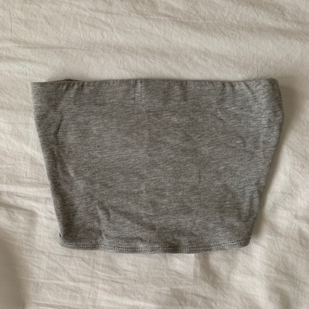 h&m cropped gray tube top